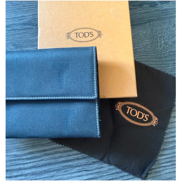 NWOT Tod's Black Leather Canvas Medium Wallet - Picture 6 of 10